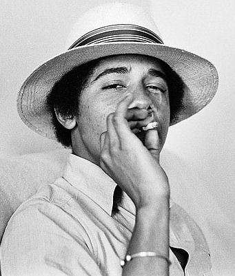 Obama smokin pot